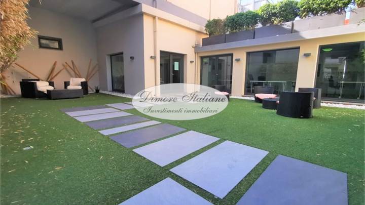 Loft Indipendente con giardino in Via Roma